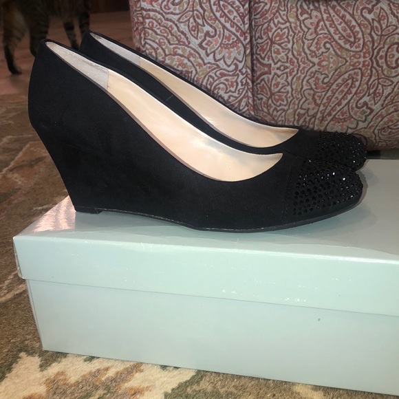 Jessica Simpson Sanora Black Suede Wedges - Picture 4 of 5